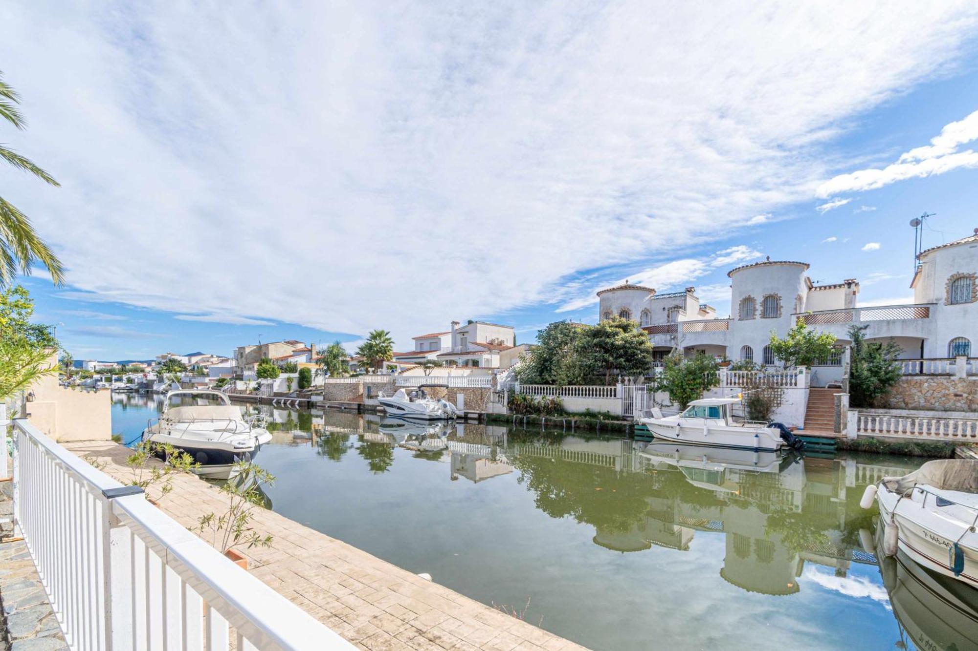 Jouvacations Villa Freser Empuriabrava Eksteriør bilde